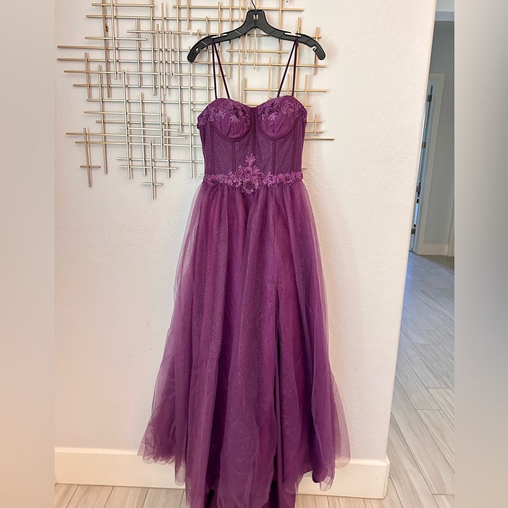 SUOLUOS Women's Glitter Tulle Prom Dresses.Size Large.